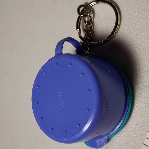 Vintage Tupperware Crystal Wave Soup Bowl Key Chain - Picture 4 of 6